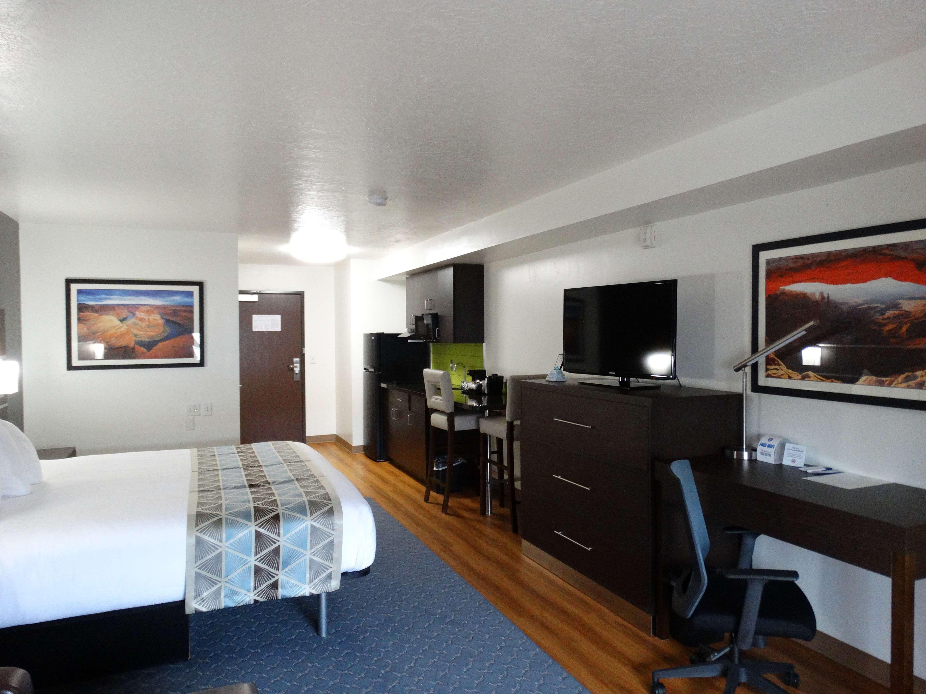 Best Western Duchesne Inn Zewnętrze zdjęcie